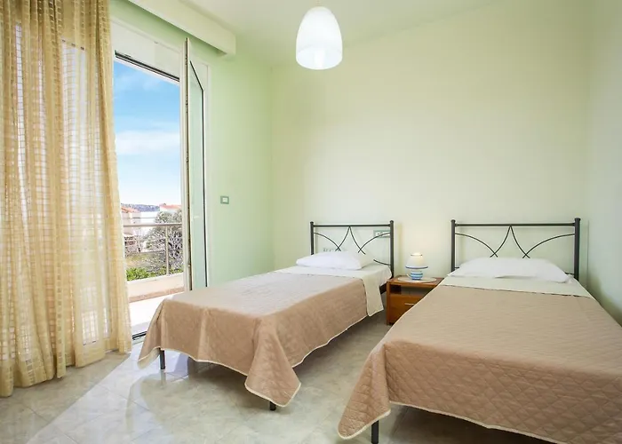 Eva's House * Pasztída