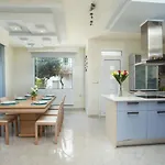 Eva's House *
